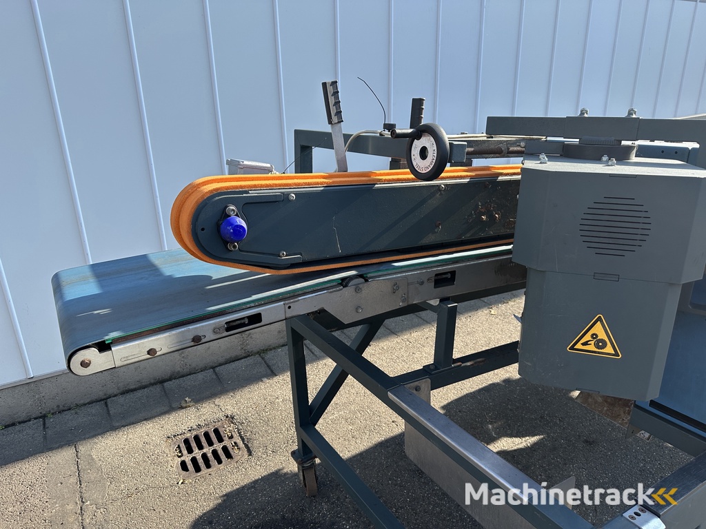 Havatec debulbing machine for tulips