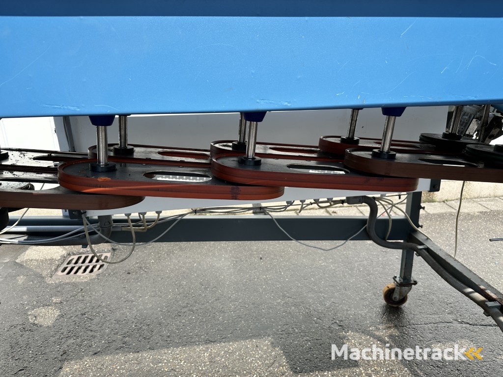 Havatec debulbing machine for tulips