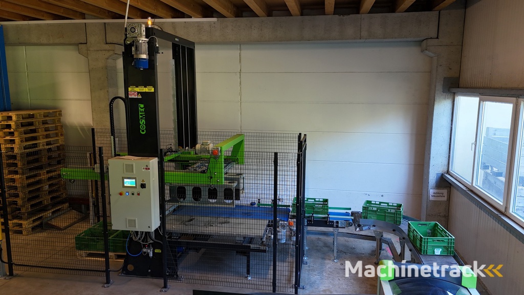 Greefa CombiSort apple & fruit sorting machine 2 line with water dumper, automatic box fillers and palletiser