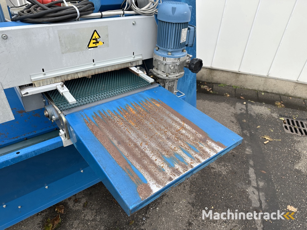 Visser EC40 tray filling machines