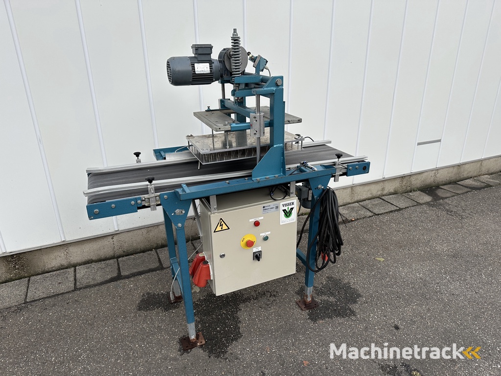 Visser dibbling unit for trays