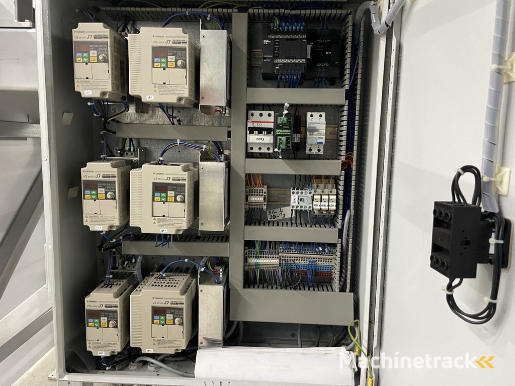 Manter VP16000 Wiegemaschine mit 3 Aufzügen und Dosierförderern