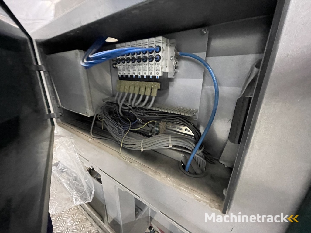 Manter VP16000 Wiegemaschine mit 3 Aufzügen und Dosierförderern