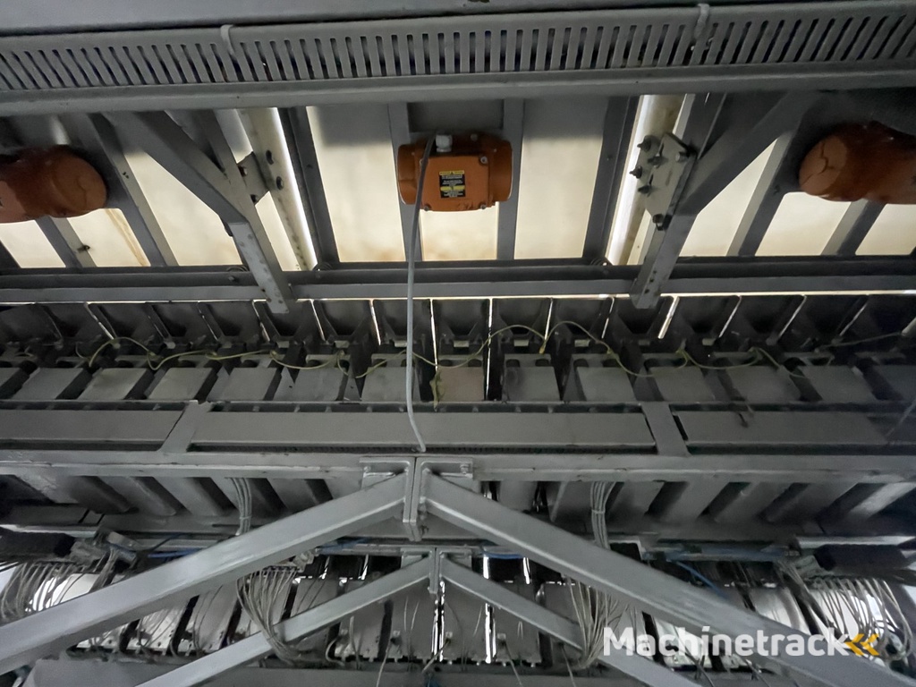 Manter VP16000 Wiegemaschine mit 3 Aufzügen und Dosierförderern