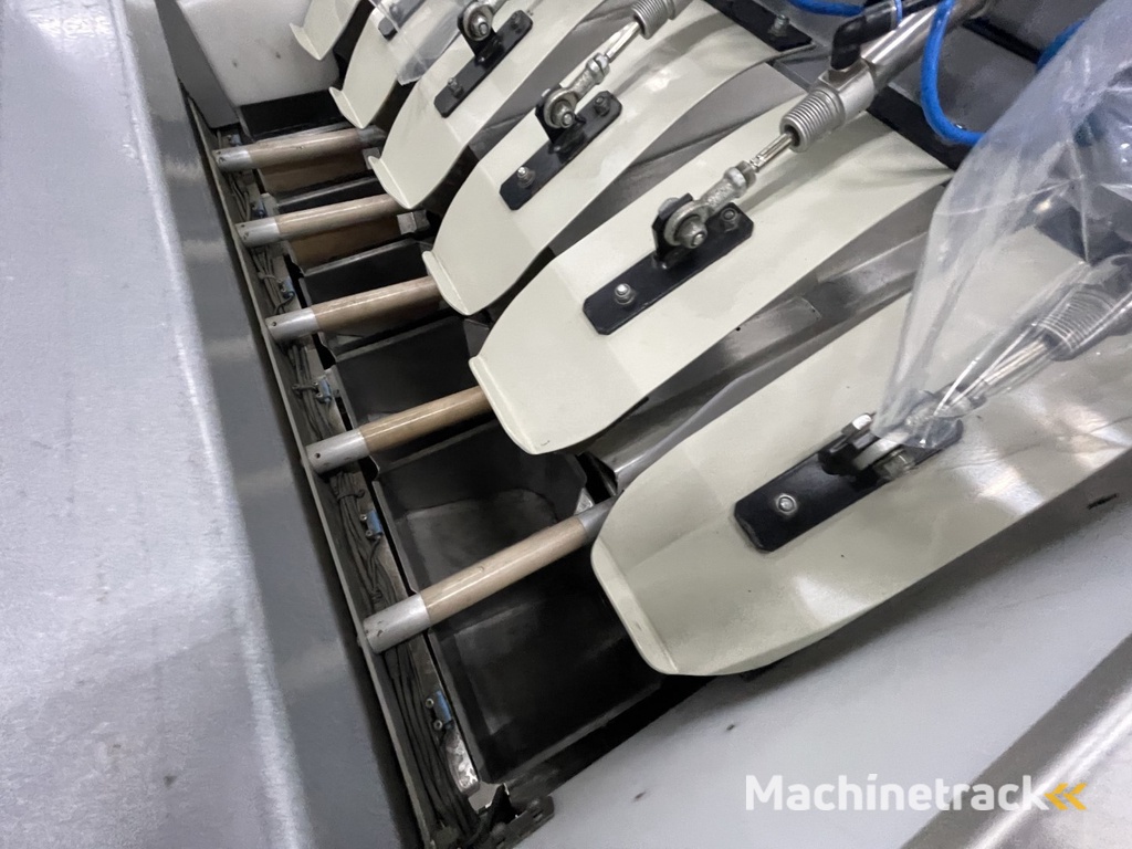 Manter VP16000 Wiegemaschine mit 3 Aufzügen und Dosierförderern