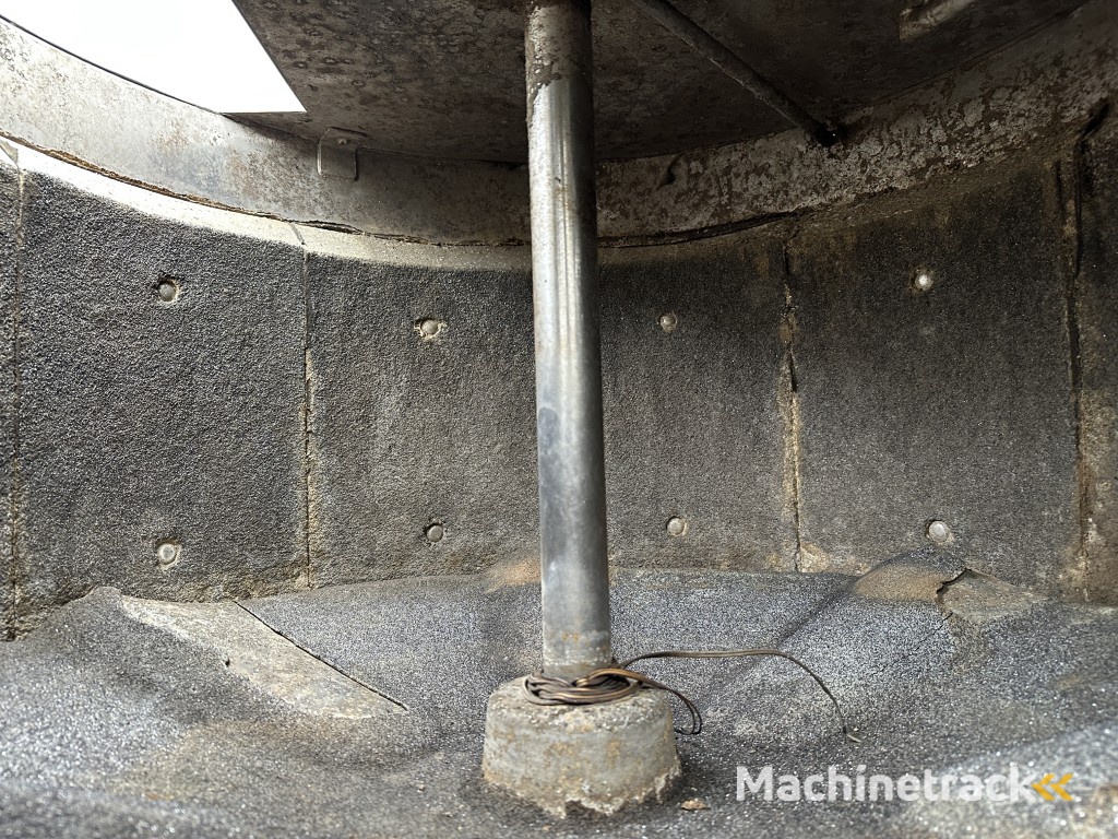 Eillert C70A peeling machine for carrots and potatoes