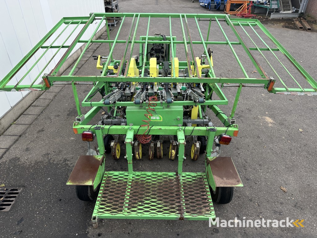 Hortech due automatic plastic foil/mulch planting machine 4 rows