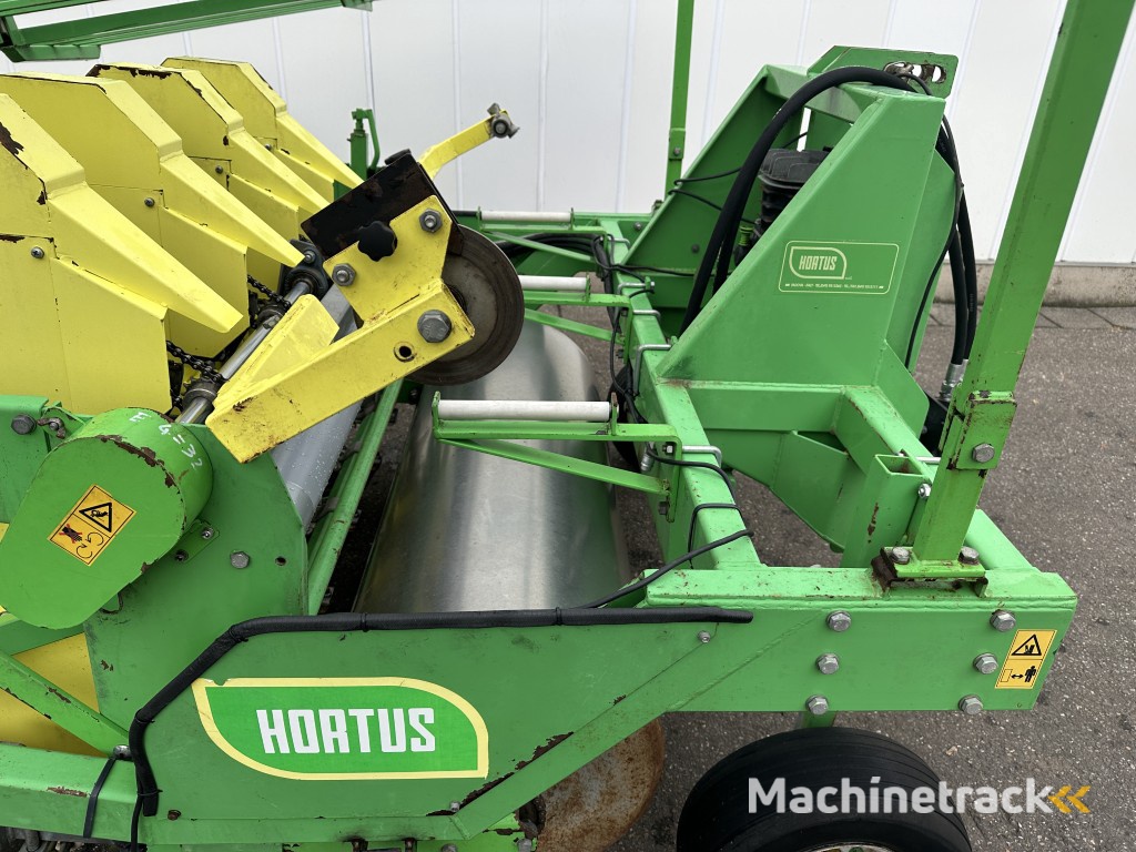 Hortech due automatic plastic foil/mulch planting machine 4 rows