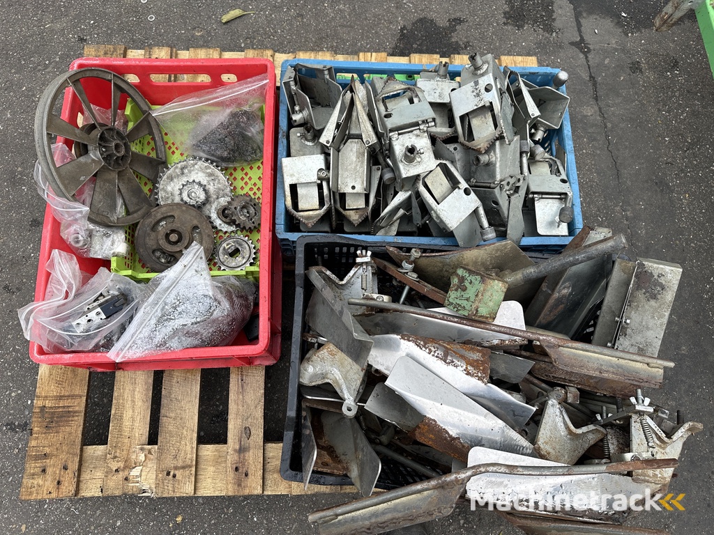 Hortech due automatic plastic foil/mulch planting machine 4 rows