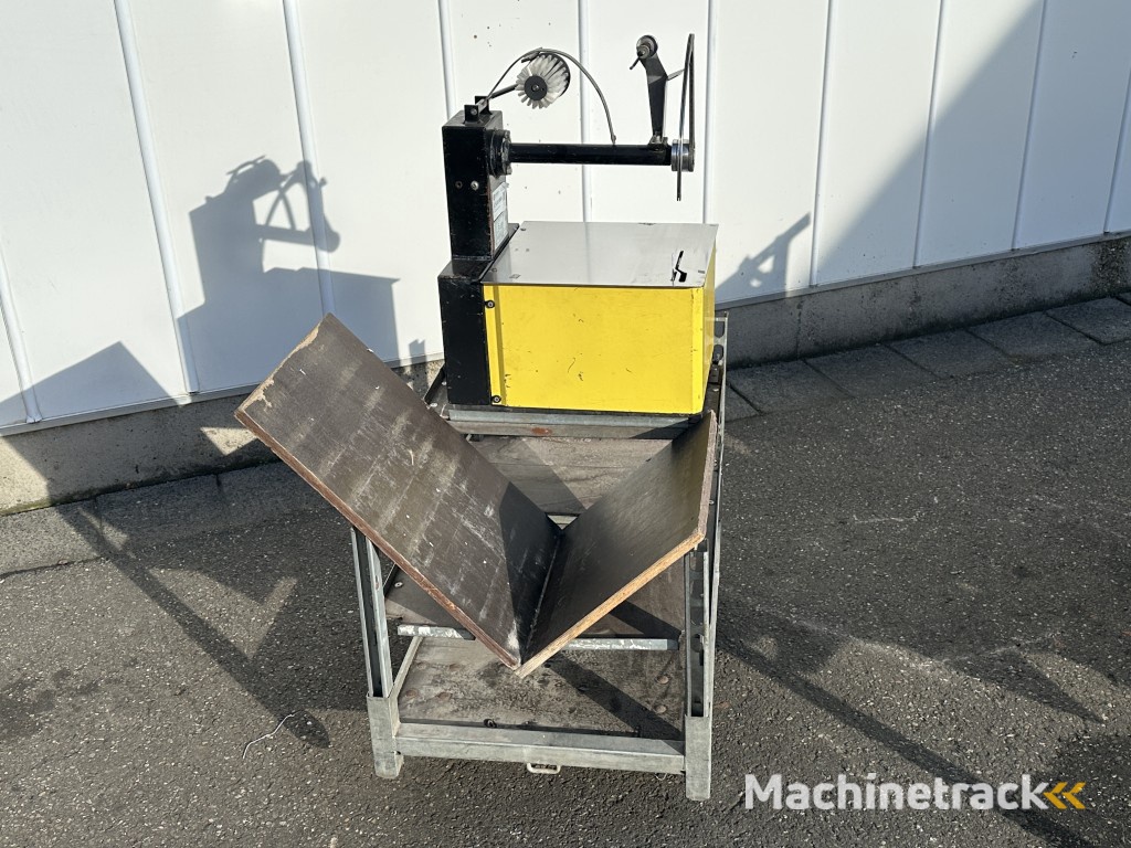 Bercomex CRM bindmachine op bindkar