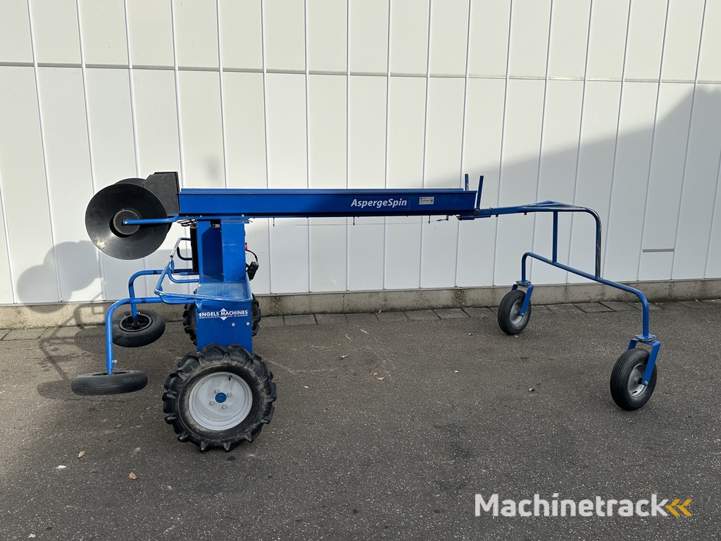 Engels Aspergespin oogstwagen voor asperges