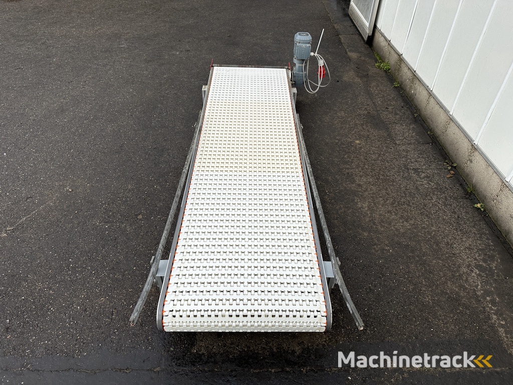 Taks transportband 235x 60 cm met PP modulaire band