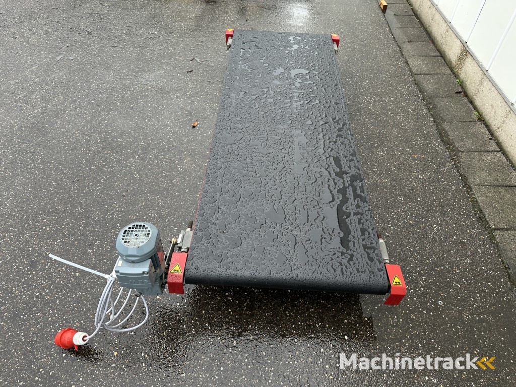 Taks conveyor 205 x 70 cm