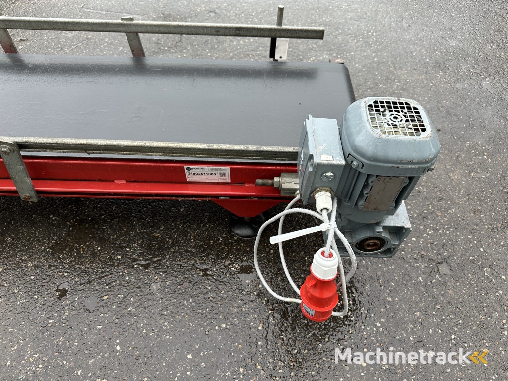 Taks conveyor 290 x 40 cm