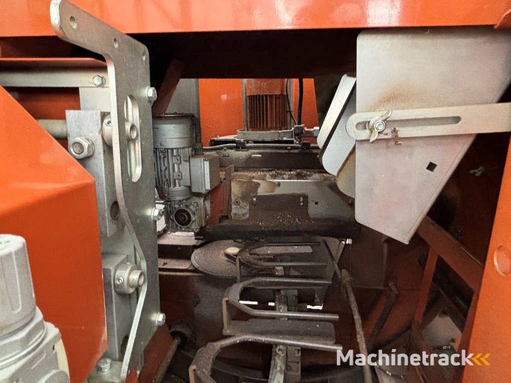 Javo Super Mega potmachine Met dubbele pneumatische potinzetter