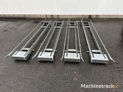set-van-4-kettingtransporteurs-zonder-aandrijving-280-x-40-cm