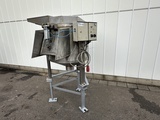 Thumbnail of Eillert C70A peeling machine for carrots and potatoes