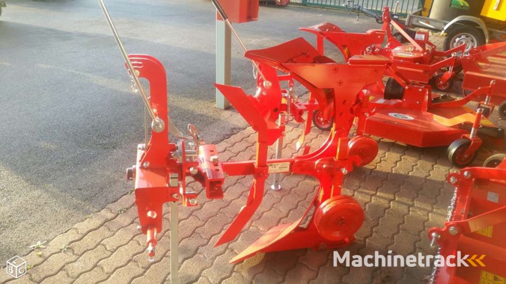 Delmorino frezen, rotoreggen en ploegen (Kubota Iseki)