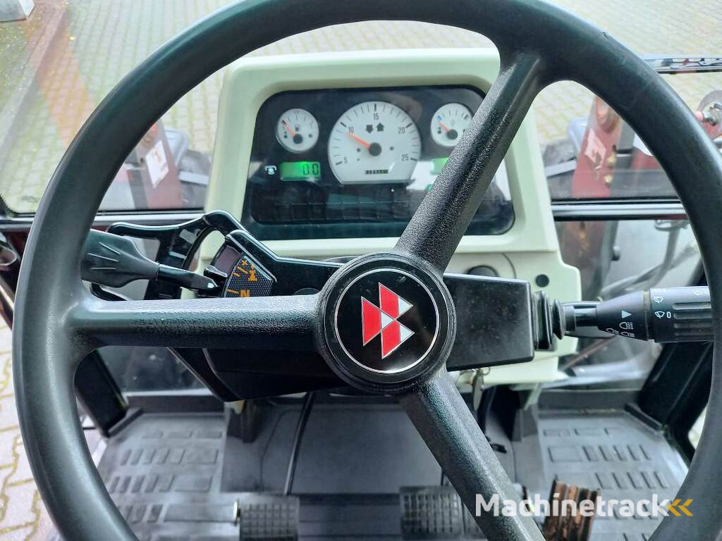 Massey Ferguson 5440