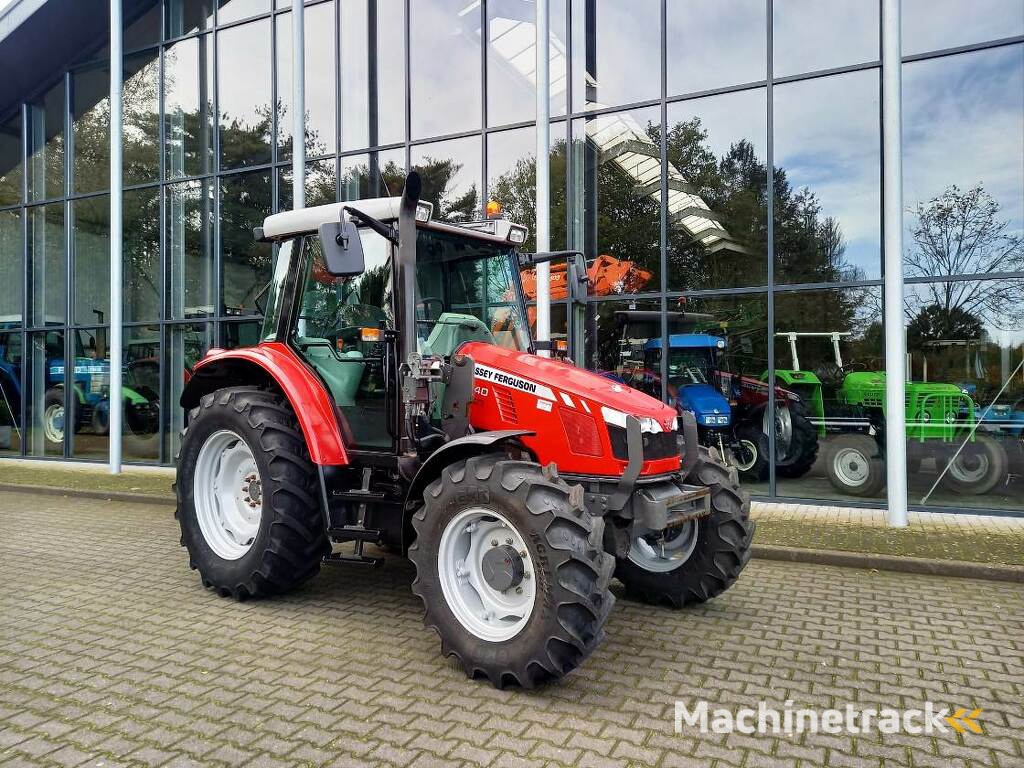 Massey Ferguson 5440