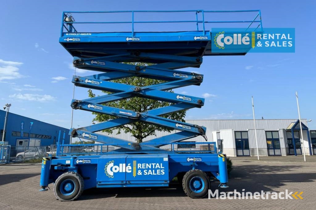 Holland Lift M 250 DL 27 | 2003