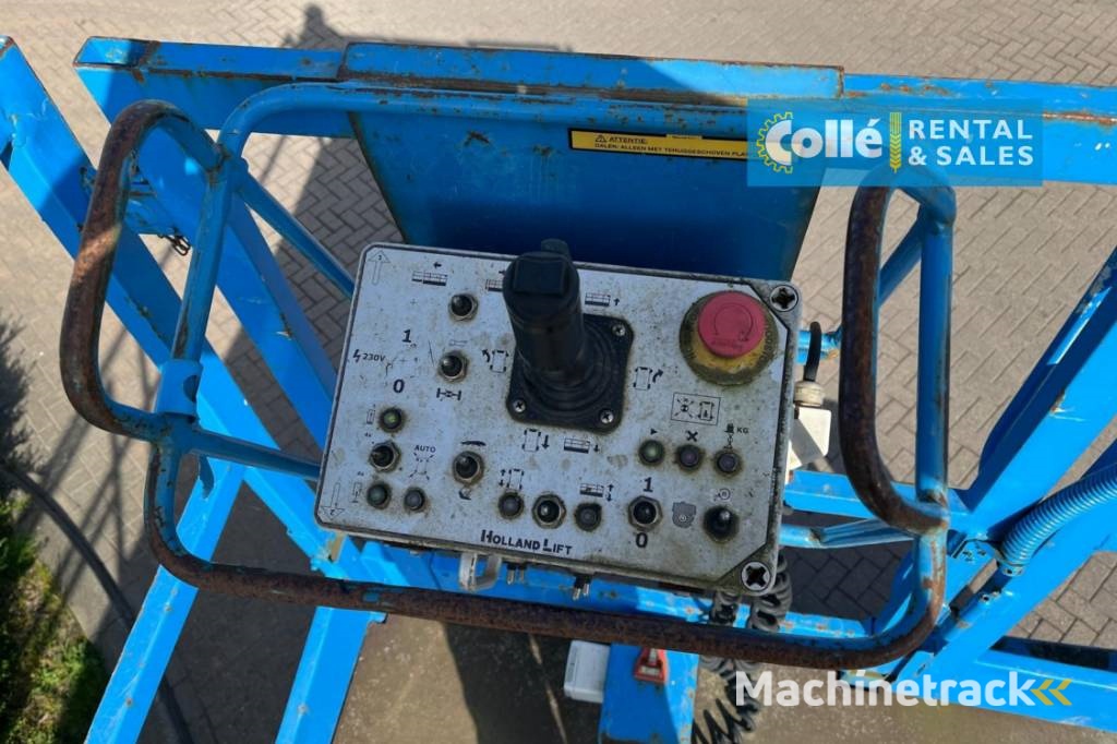 Holland Lift M 250 DL 27 | 2003