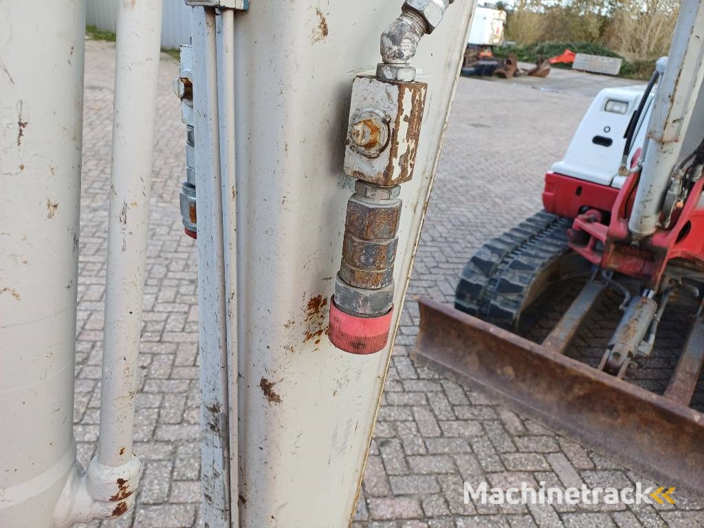 Takeuchi TB 250