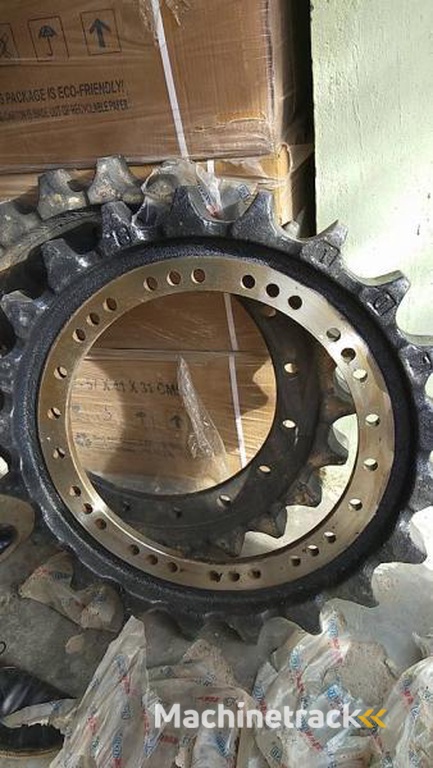 pièces-TP-levage-manutention-agricole SOCOLOC votre spécialiste pièces d'usure ét équipements TP