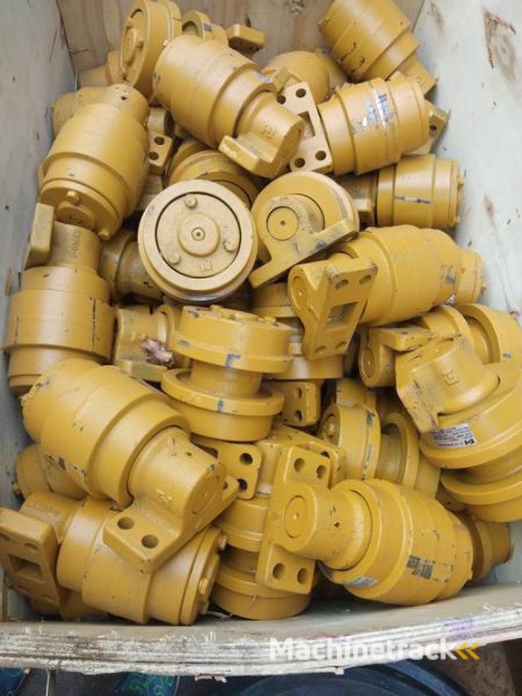 pièces-TP-levage-manutention-agricole SOCOLOC votre spécialiste pièces d'usure ét équipements TP