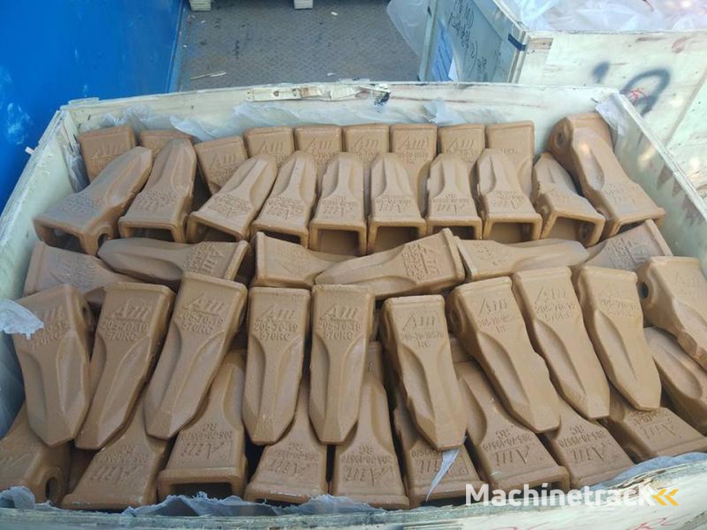 pièces-TP-levage-manutention-agricole SOCOLOC votre spécialiste pièces d'usure ét équipements TP