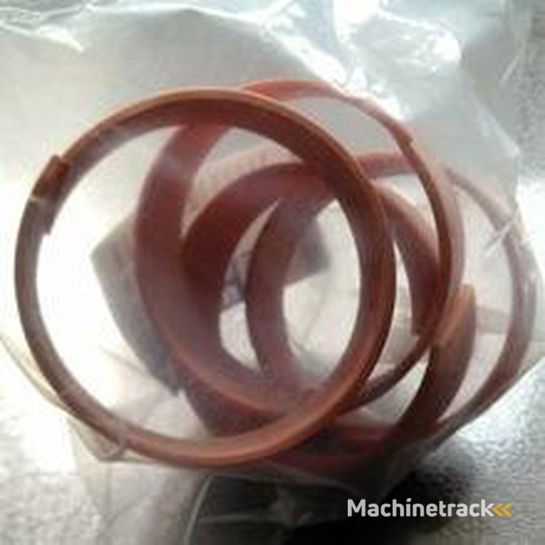 SPECIALISTE-TP socoloc- train de chenilles