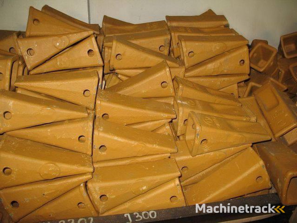 PIECES-ET-EQUIPEMENTS-TP PIECES ET EQUIPEMENTS TP