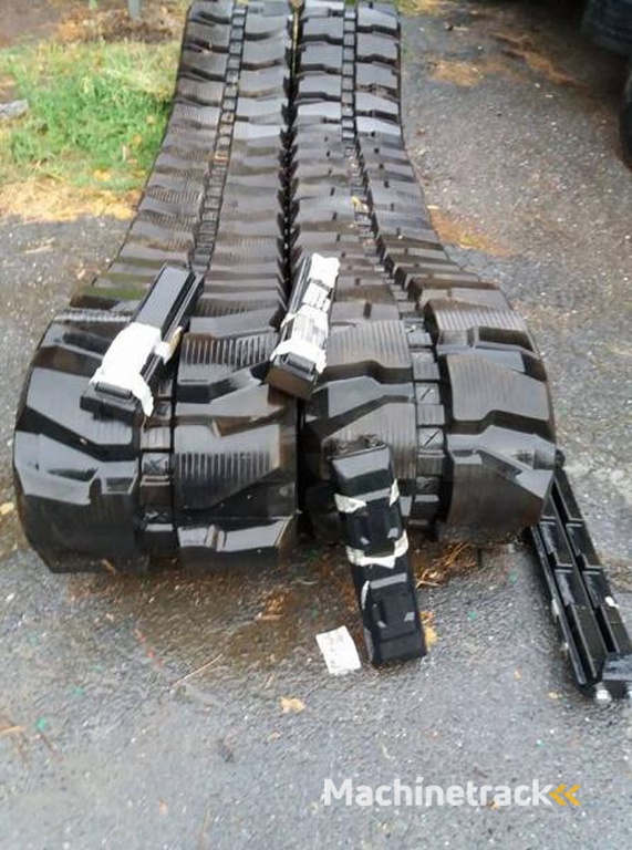 CHENILLES-ACIER-POUR-ENGINS-TP specialiste chenilles en caoutchouc