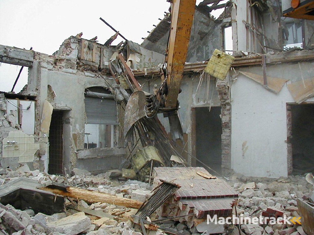 spécialiste-tp-pièces-et-équipements spécialiste tp- pièces et équipements