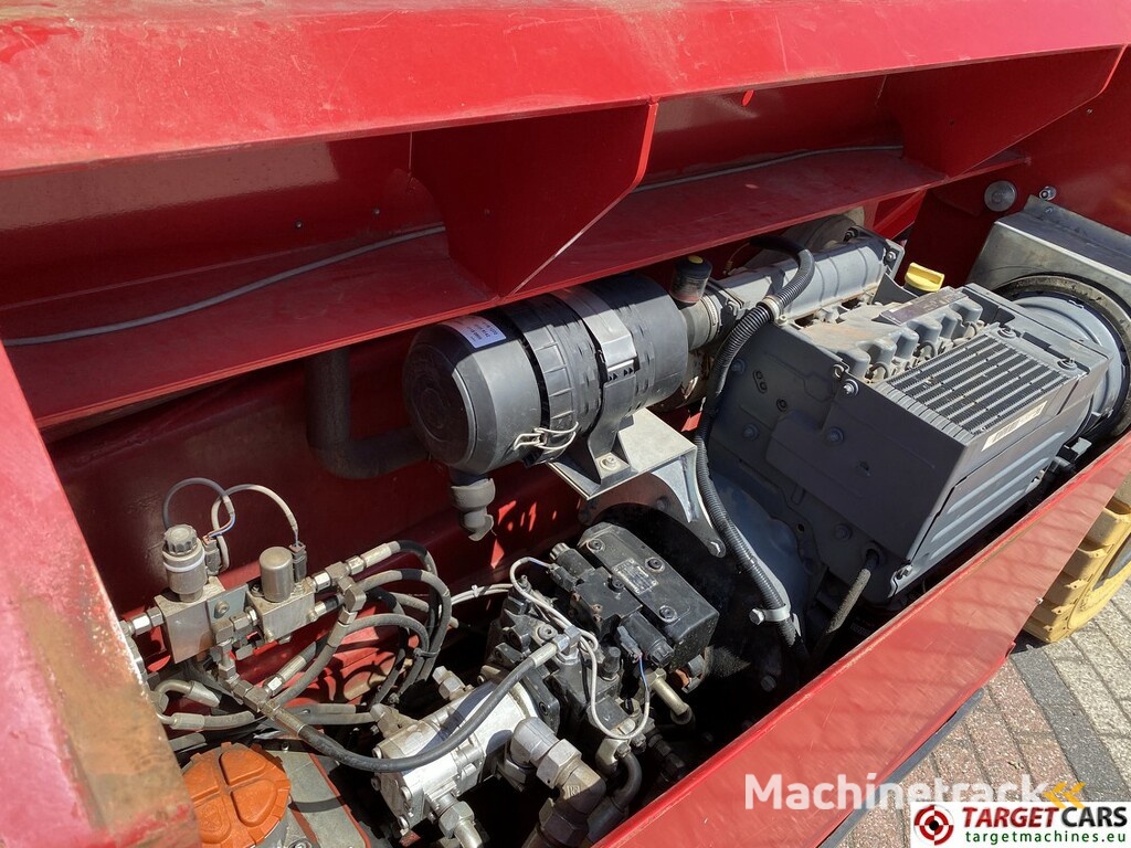 PB Lifttechnik S270-24 D Scissor 4x4 Diesel Work Lift 2725cm