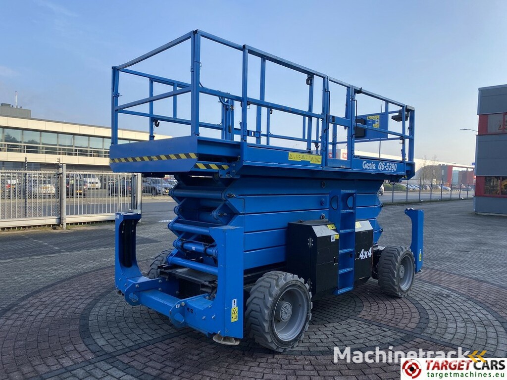 Genie GS-5390 RT LPG 4x4 Scissor 5390 Work Lift 1815cm