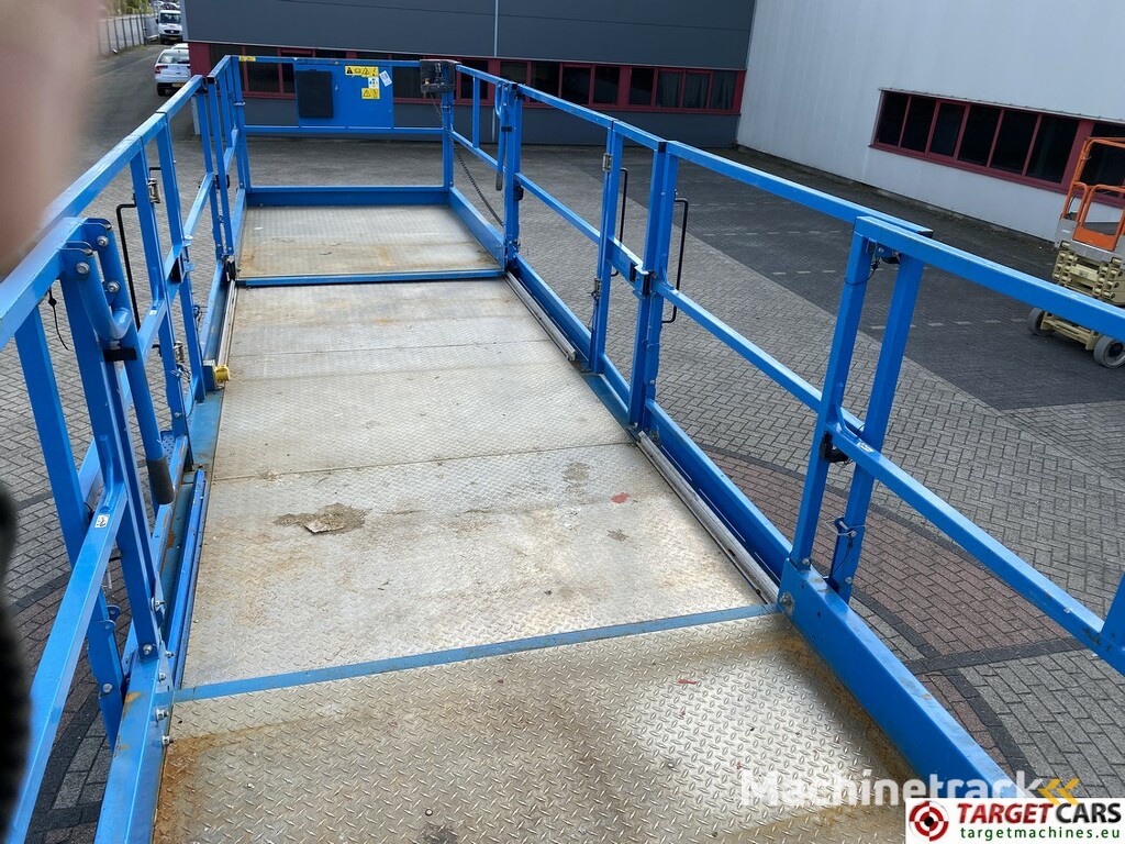 Genie GS-4390 RT LPG 4x4 Scissor Work Lift 1511cm