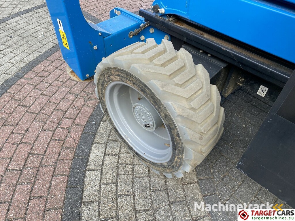 Genie GS-4390 RT LPG 4x4 Scissor Work Lift 1511cm