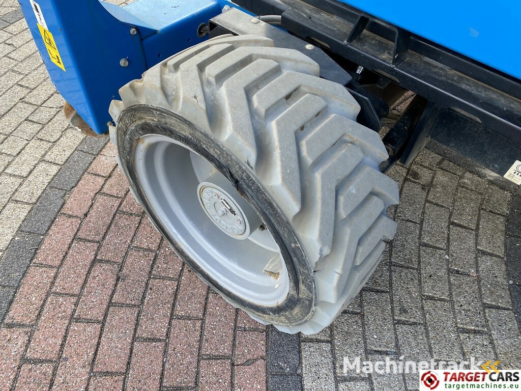 Genie GS-4390 RT LPG 4x4 Scissor Work Lift 1511cm