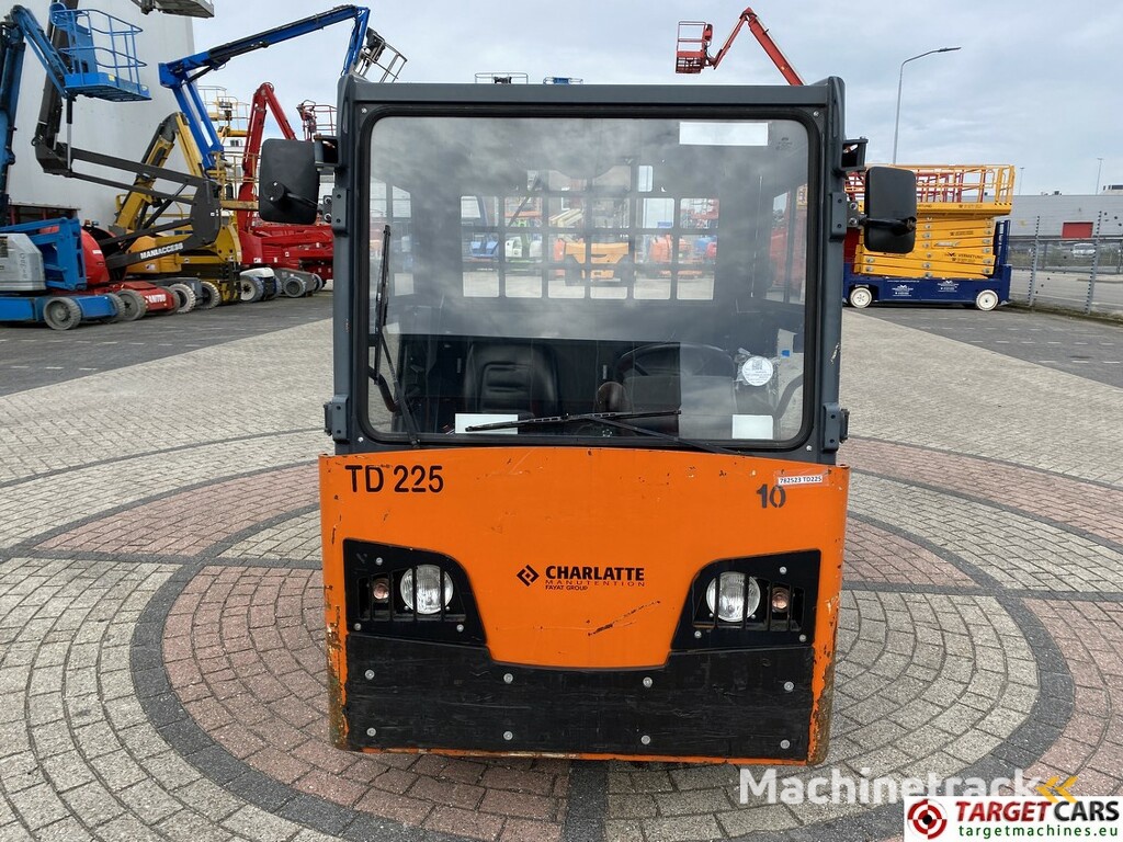 Charlatte TD225 Diesel Tow Tug Tractor 15000KG Capacity