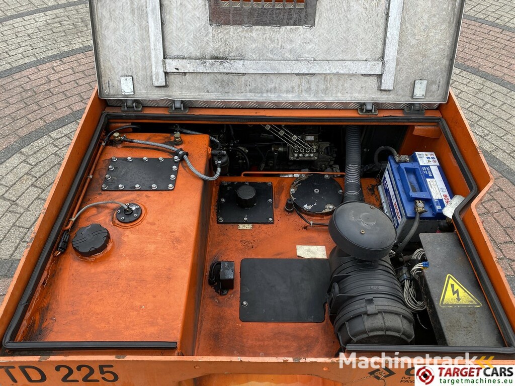 Charlatte TD225 Diesel Tow Tug Tractor 15000KG Capacity