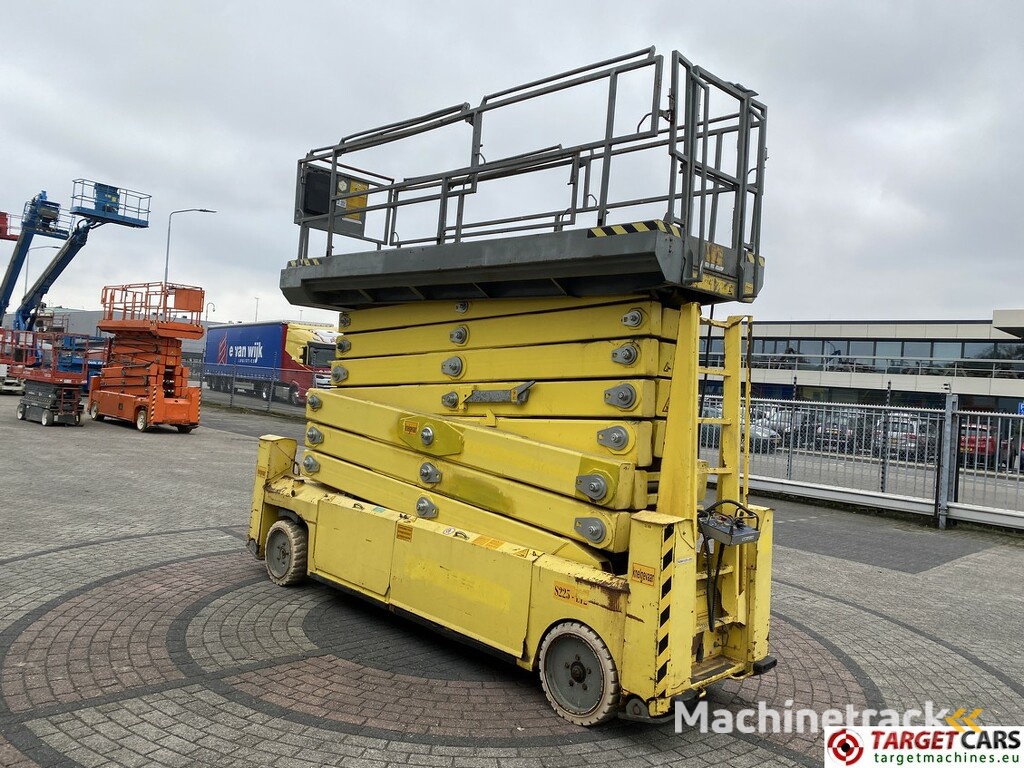 PB Lift S225-12ES Electric Scissor Work Lift 2250cm