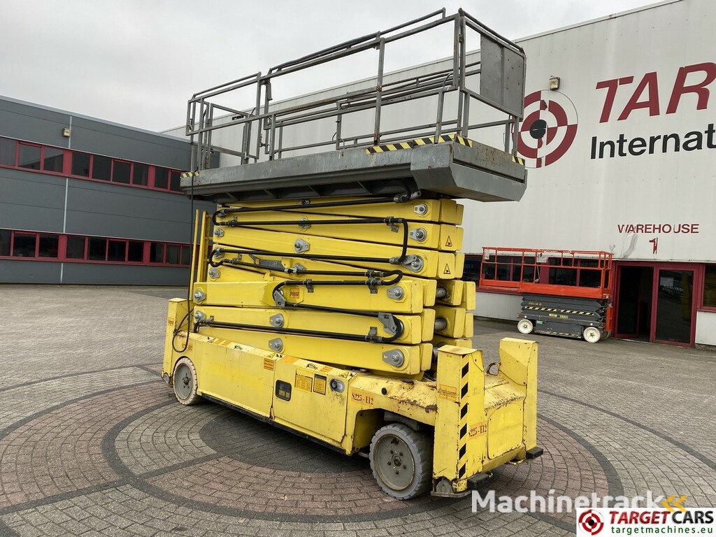 PB Lift S225-12ES Electric Scissor Work Lift 2250cm