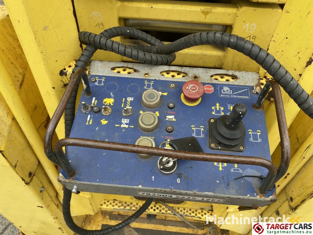 PB Lift S225-12ES Electric Scissor Work Lift 2250cm