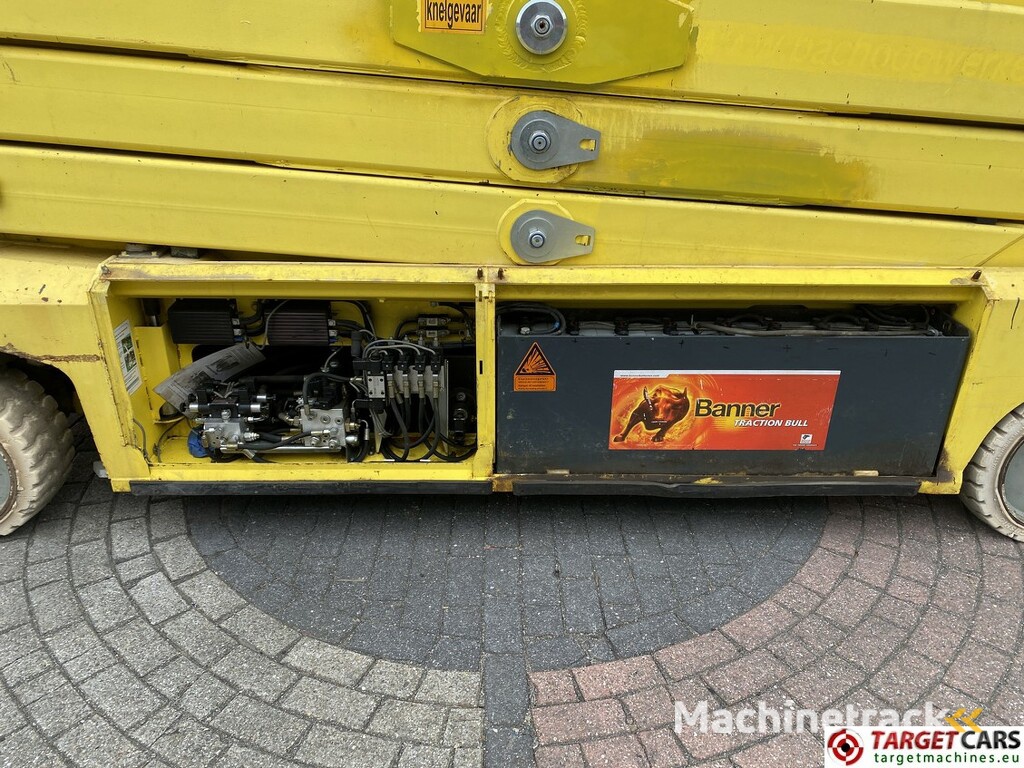 PB Lift S225-12ES Electric Scissor Work Lift 2250cm