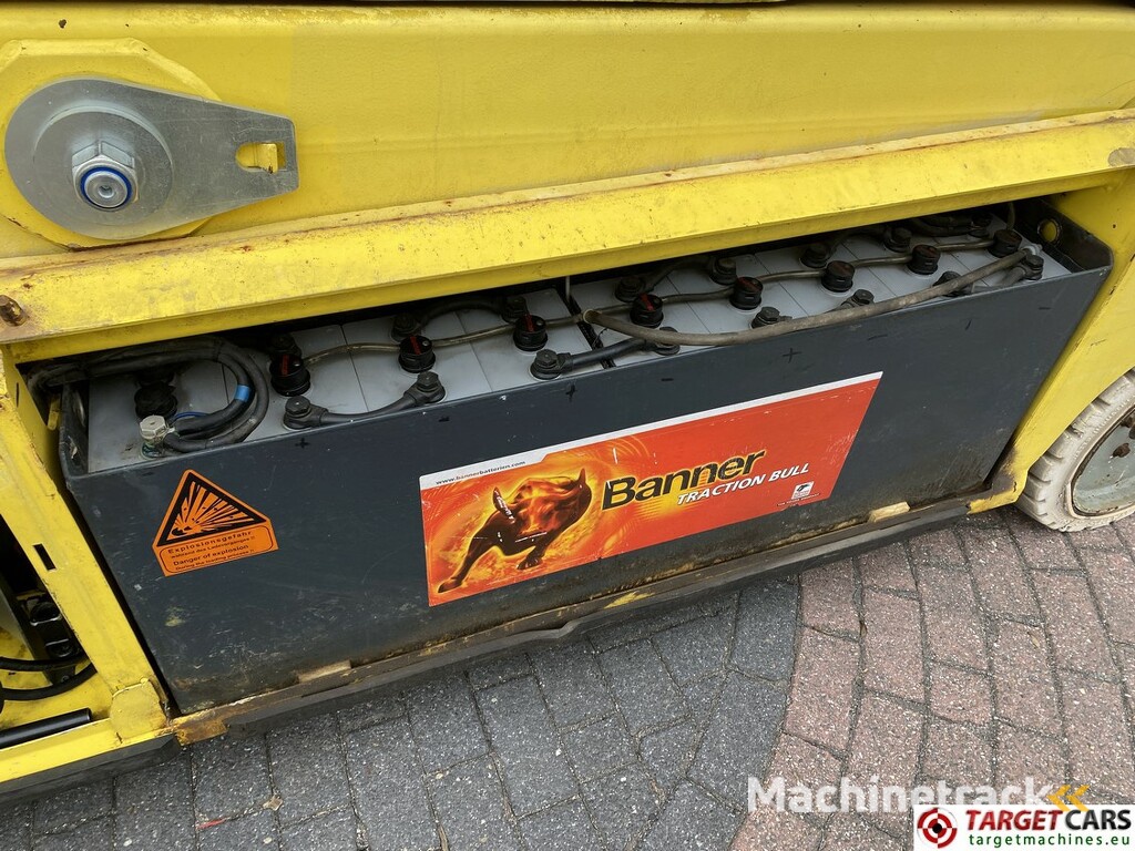 PB Lift S225-12ES Electric Scissor Work Lift 2250cm