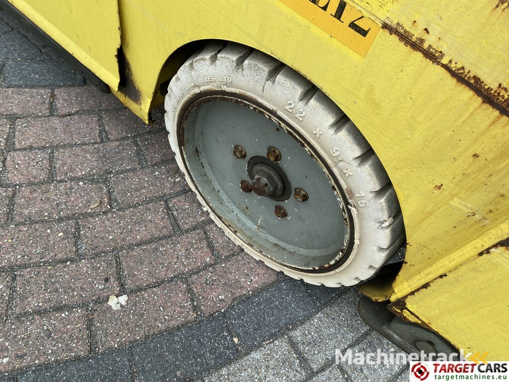 PB Lift S225-12ES Electric Scissor Work Lift 2250cm