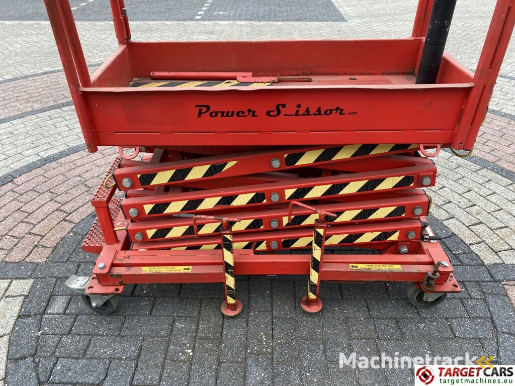Power Scissor PS600 Manual Scissor Lift 600cm Defect