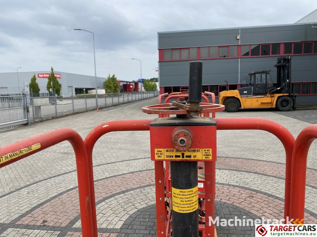 Power Scissor PS600 Manual Scissor Lift 600cm Defect