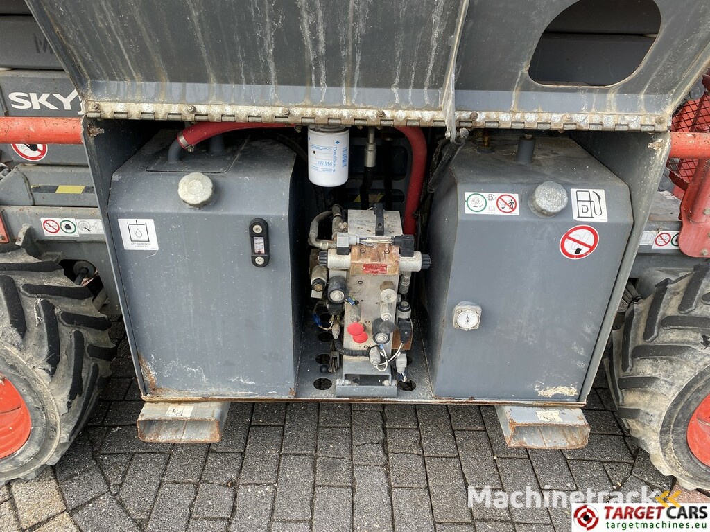 Skyjack SJ6832RT Diesel 4x4 Scissor Lift 1180cm